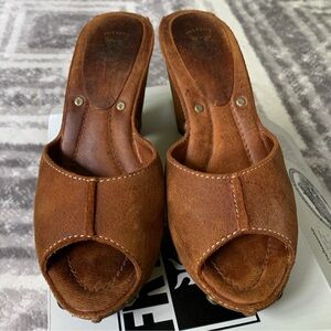 Frye Tan Leather Women's Mules